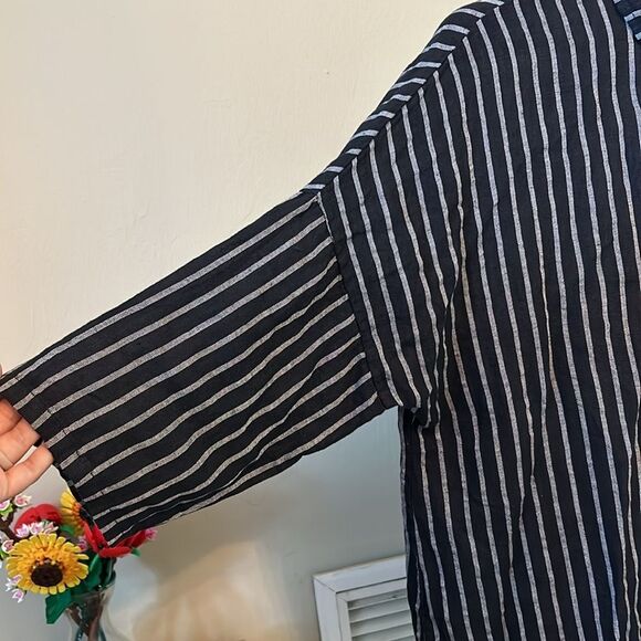 Made in Italy Blue White Striped Half 3/4 Sleeve Button Up Shirt - Picture 4 of 7